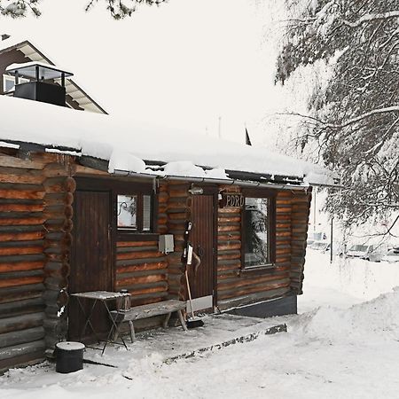Classic Log Cabin Ski-In Ski-Out Levi Exteriör bild