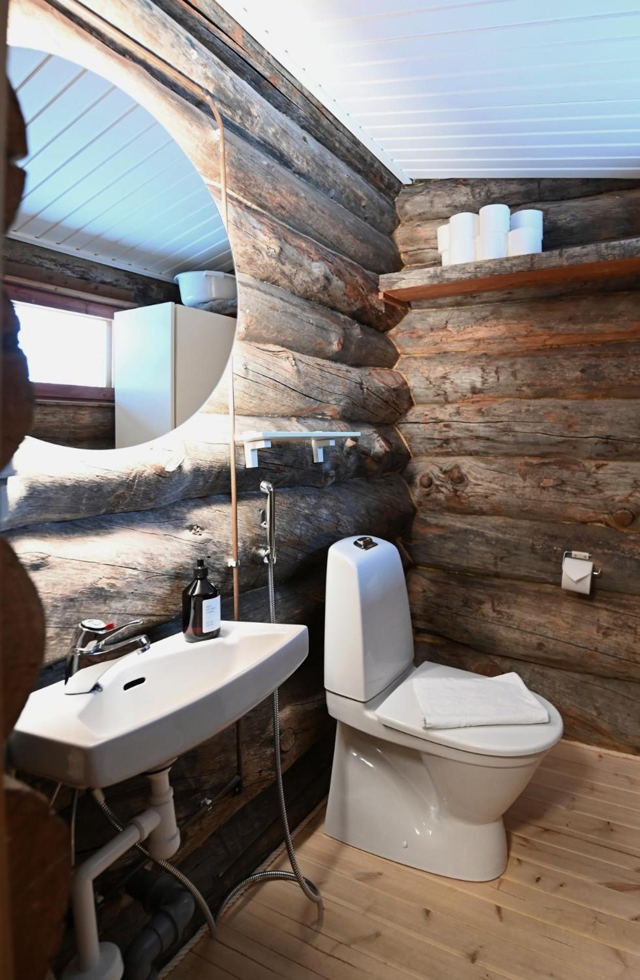 Classic Log Cabin Ski-In Ski-Out Levi Exteriör bild