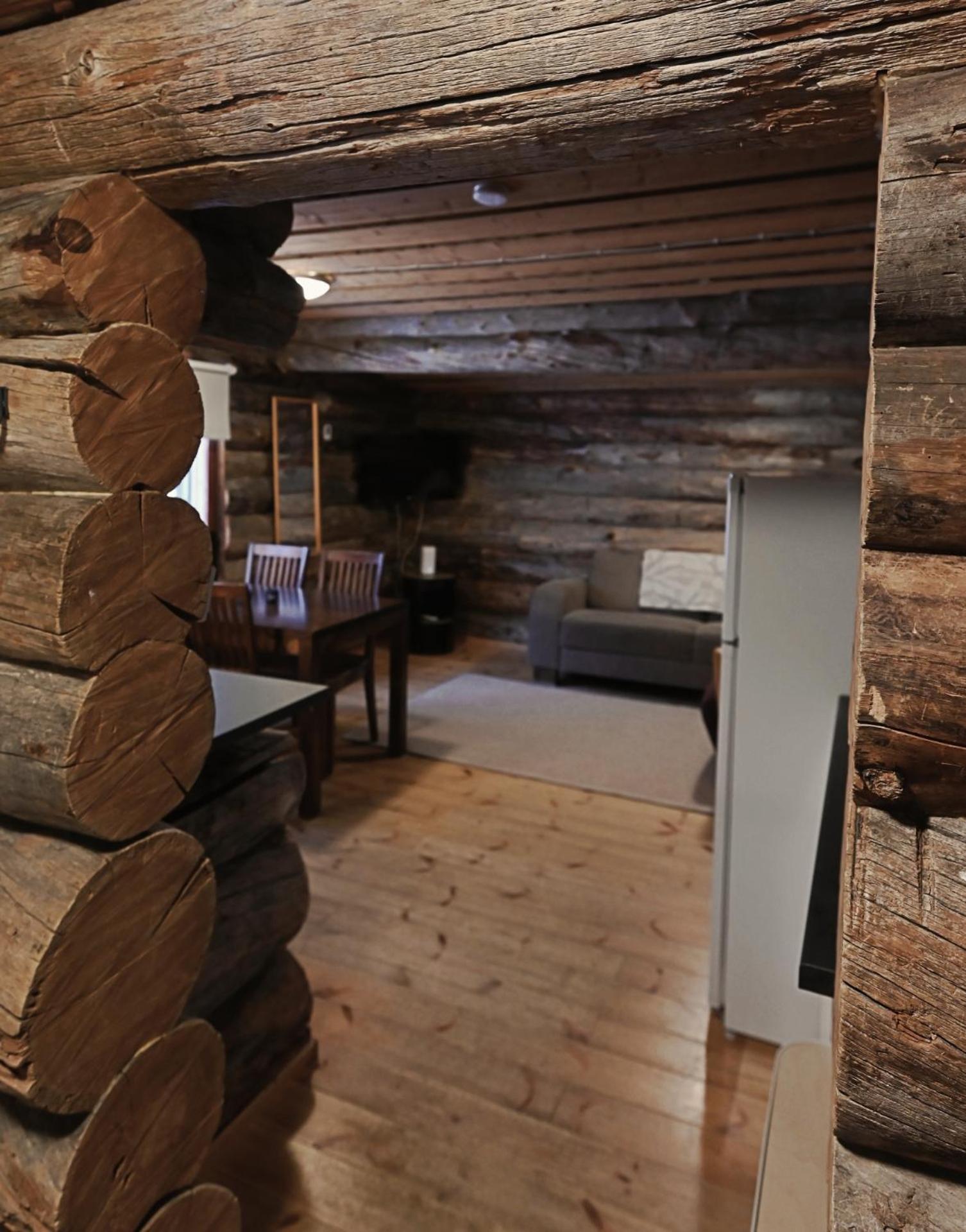 Classic Log Cabin Ski-In Ski-Out Levi Exteriör bild