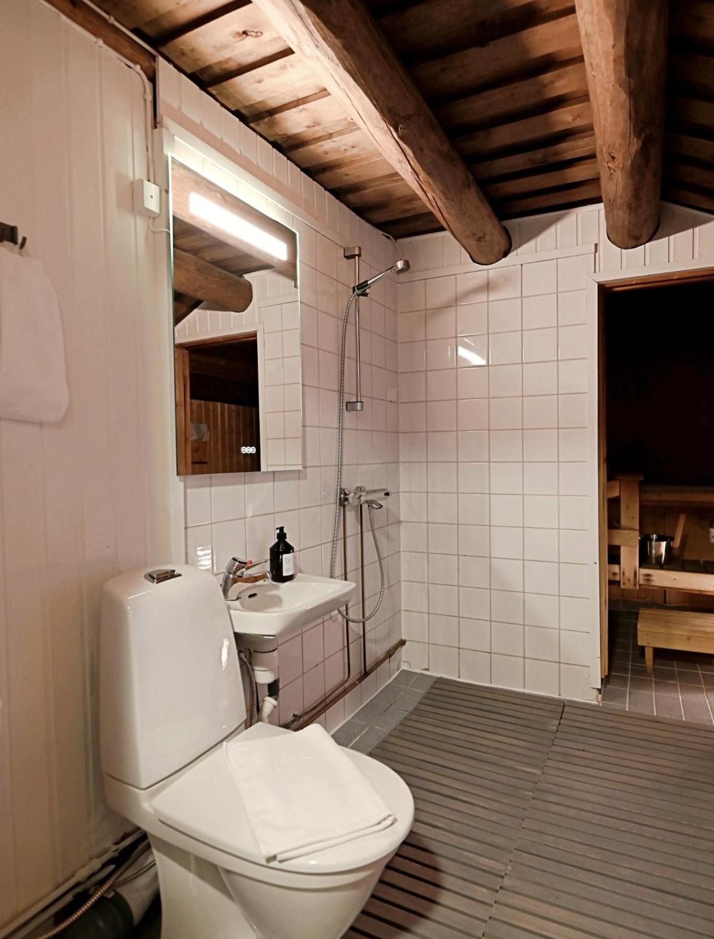 Classic Log Cabin Ski-In Ski-Out Levi Exteriör bild